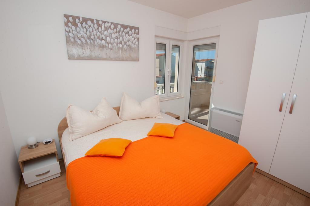 Apartments Lucia Podstrana Exterior foto